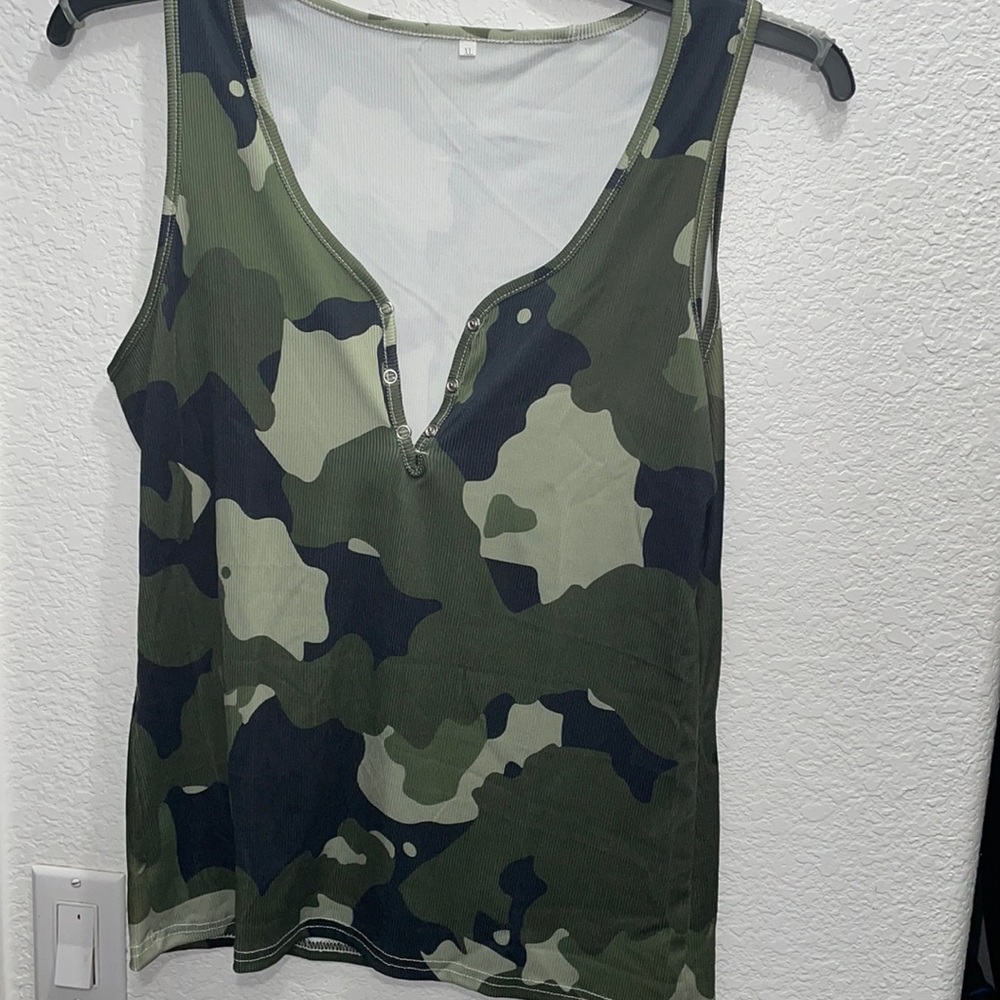 SEXY CAMO LADIES TOP